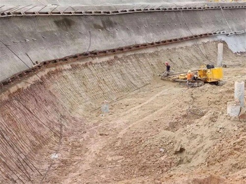 贵南基坑边坡加固